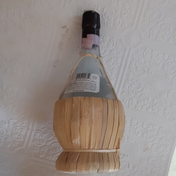 Wine bottle decor - Picture 3 of 5